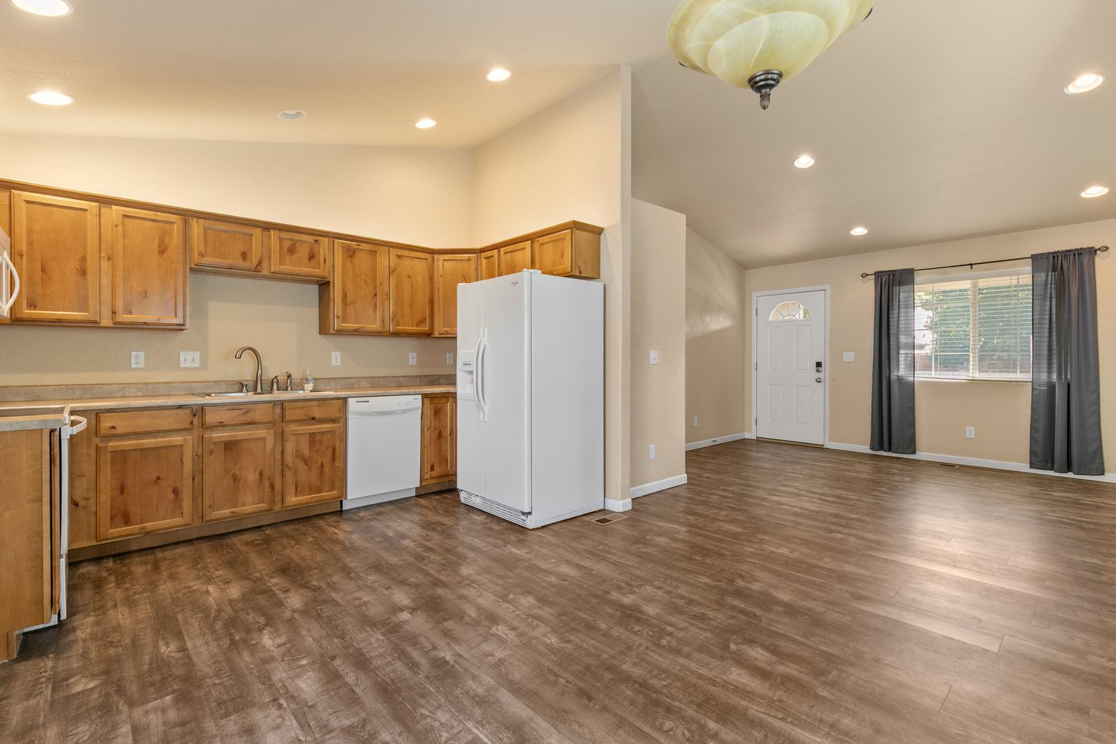 2235 Sopris Circle 4 of 8