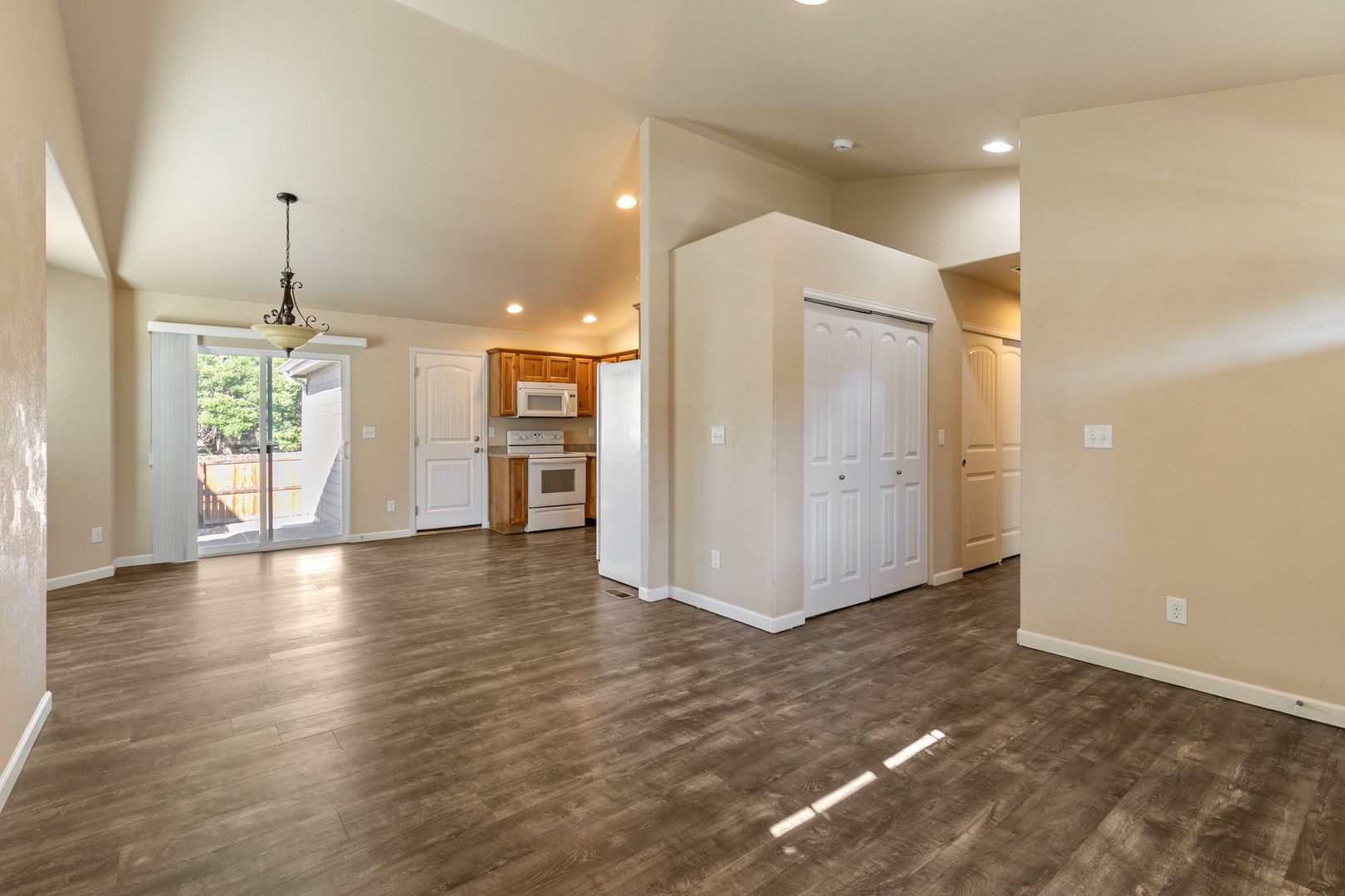 2235 Sopris Circle 5 of 8