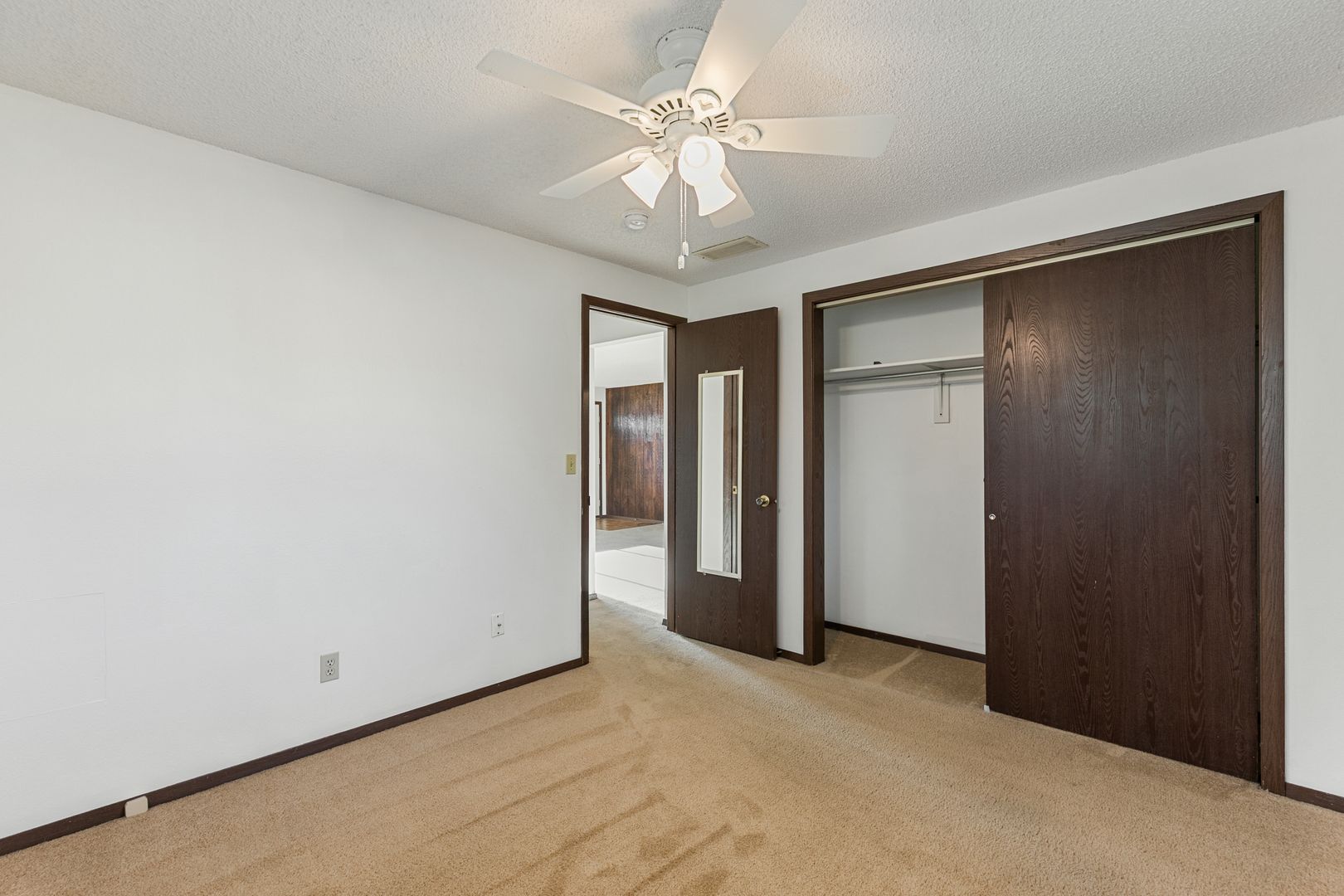 1417 Fleta Ct 11 of 17