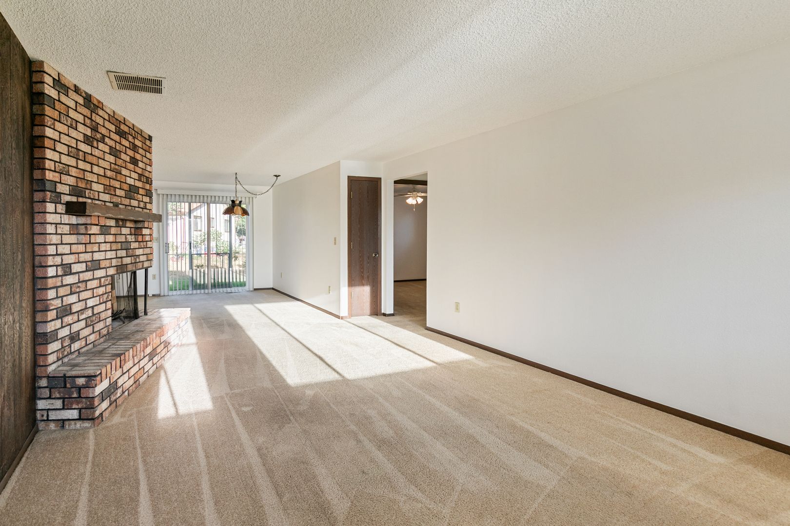 1417 Fleta Ct 4 of 8