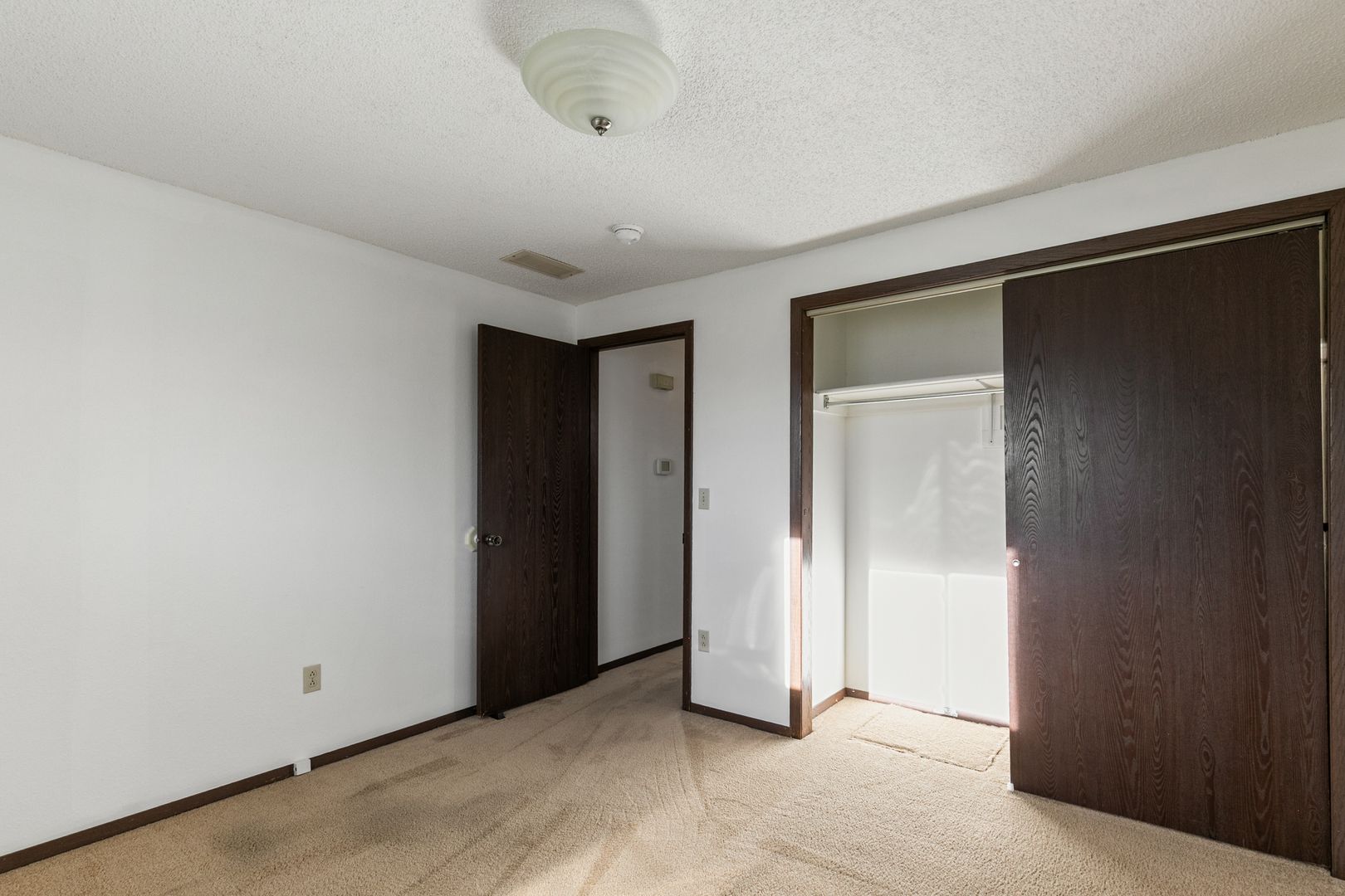 1417 Fleta Ct 12 of 17