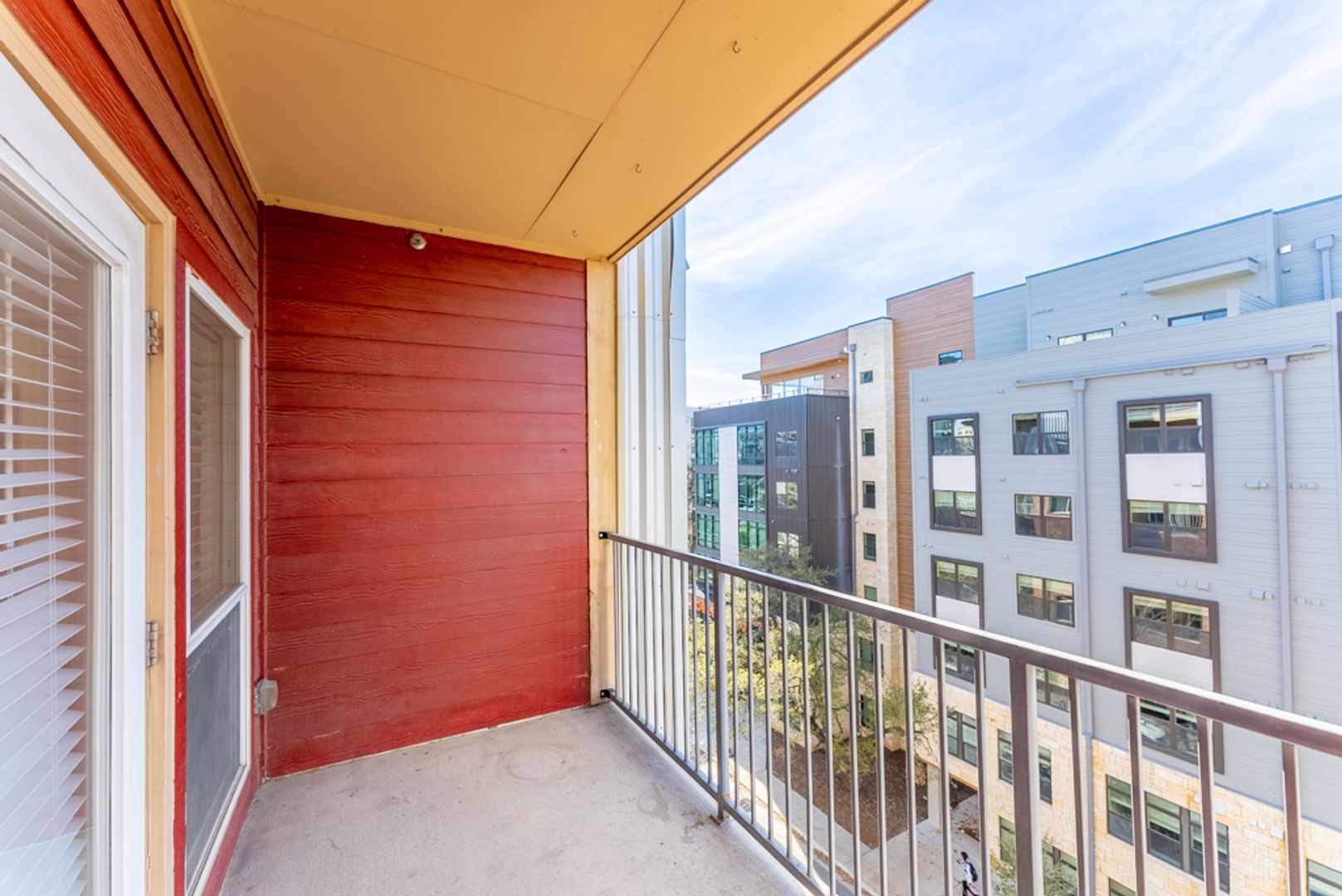 Austin House: 910 W. 25th St #504
