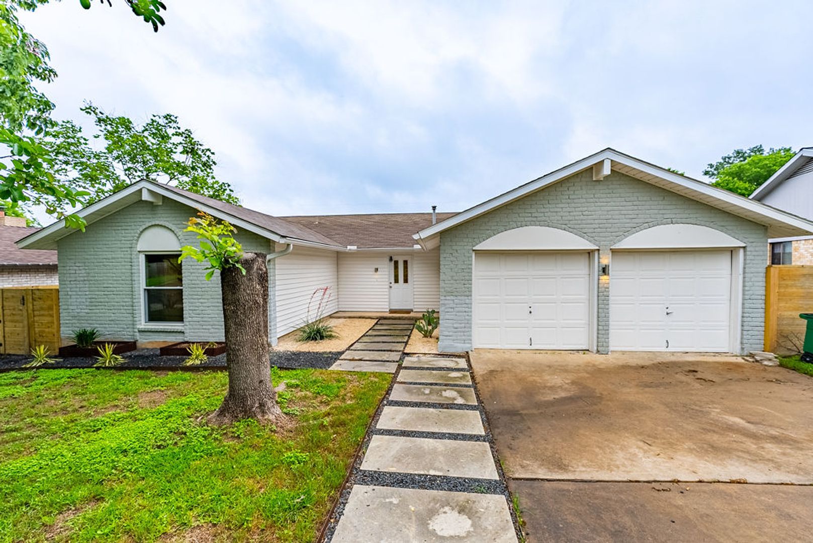 Austin House: 6819 Greycloud Dr