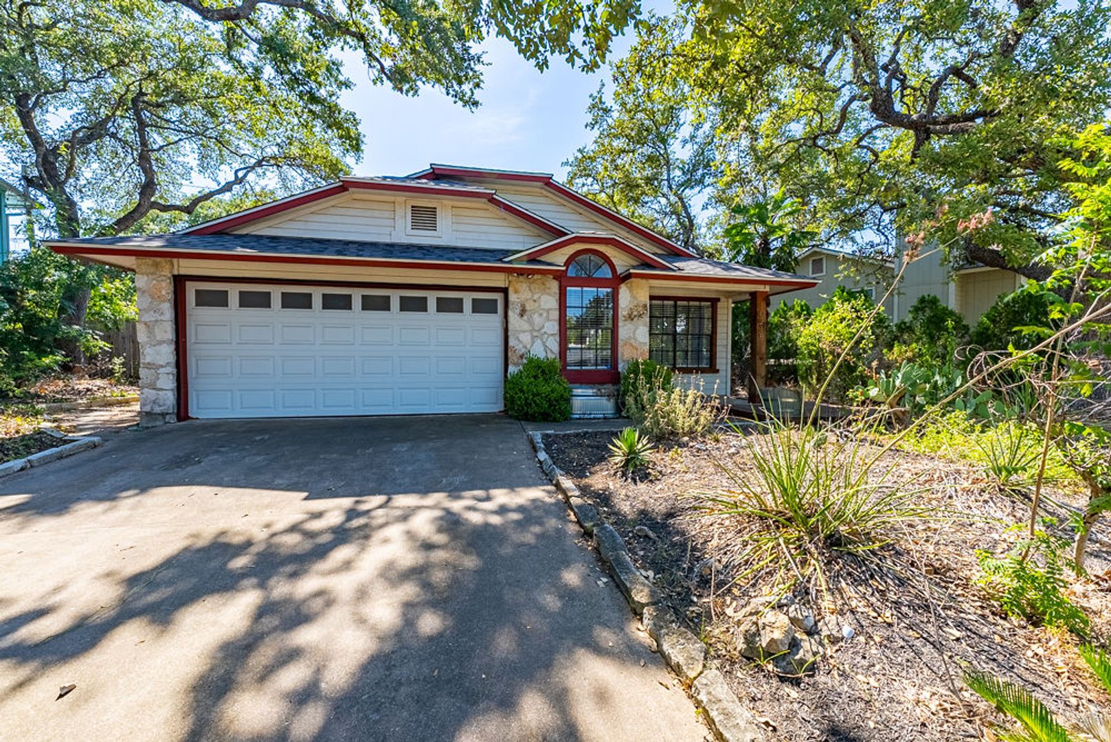 Austin House: 10218 Bilbrook Pl