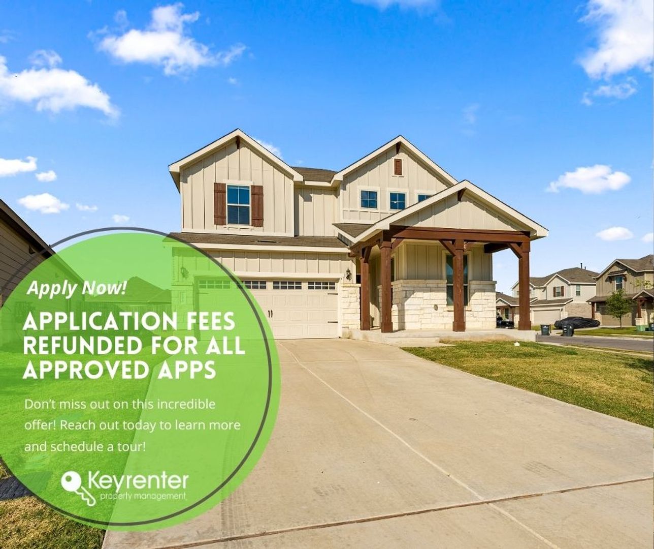 Buda House: 104 Sugarberry Dr