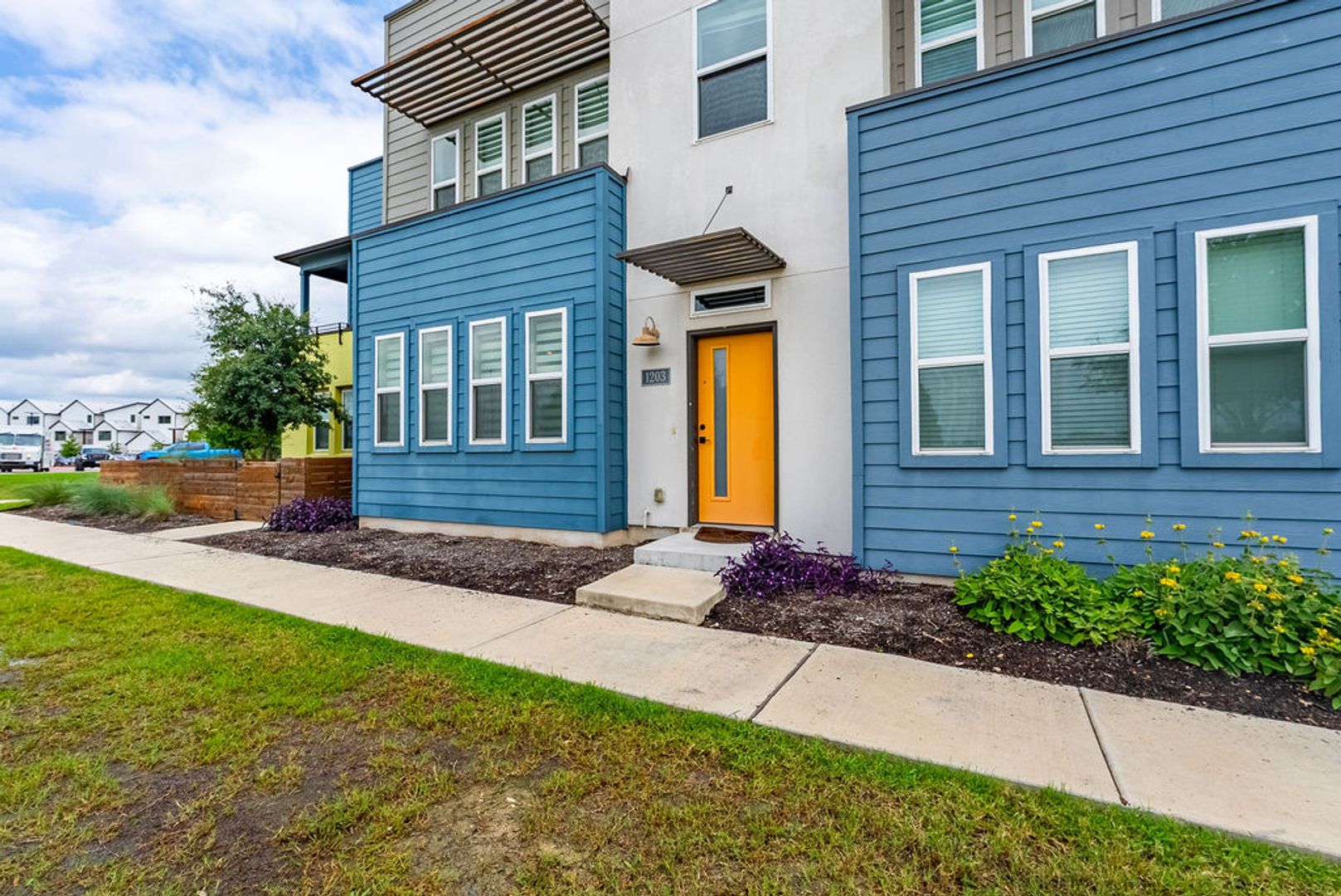 Austin House: 9015 Cattle Baron Path #1203