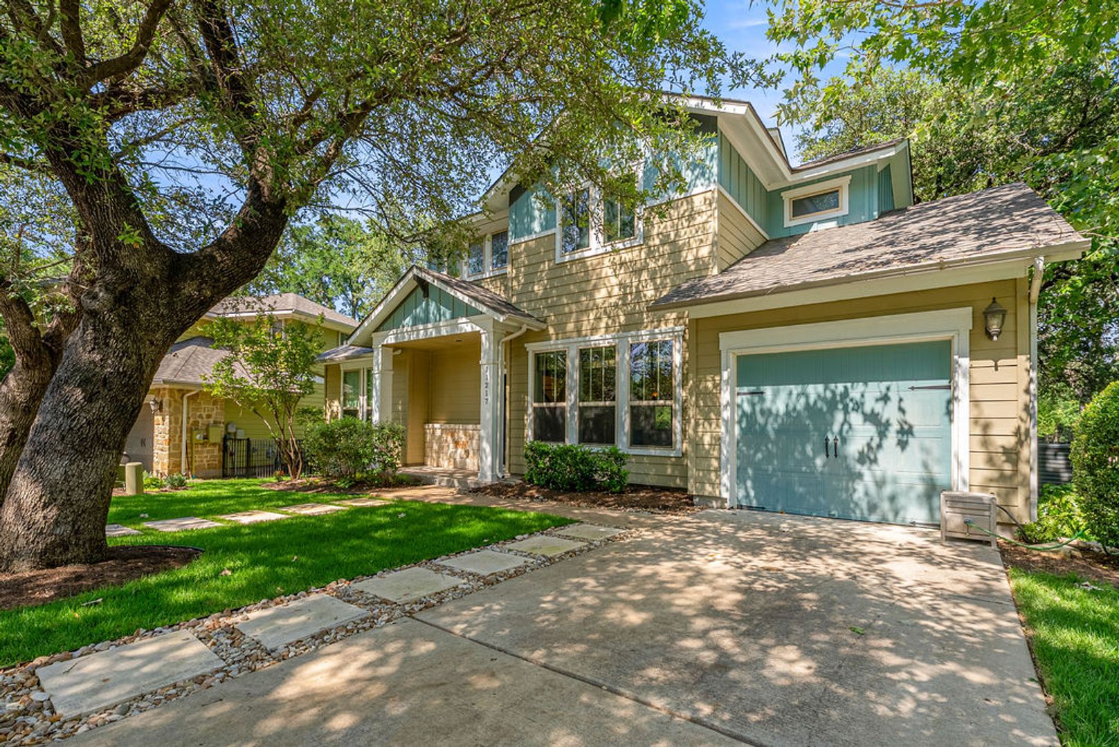 Austin House: 11217 Avery Station Loop #39