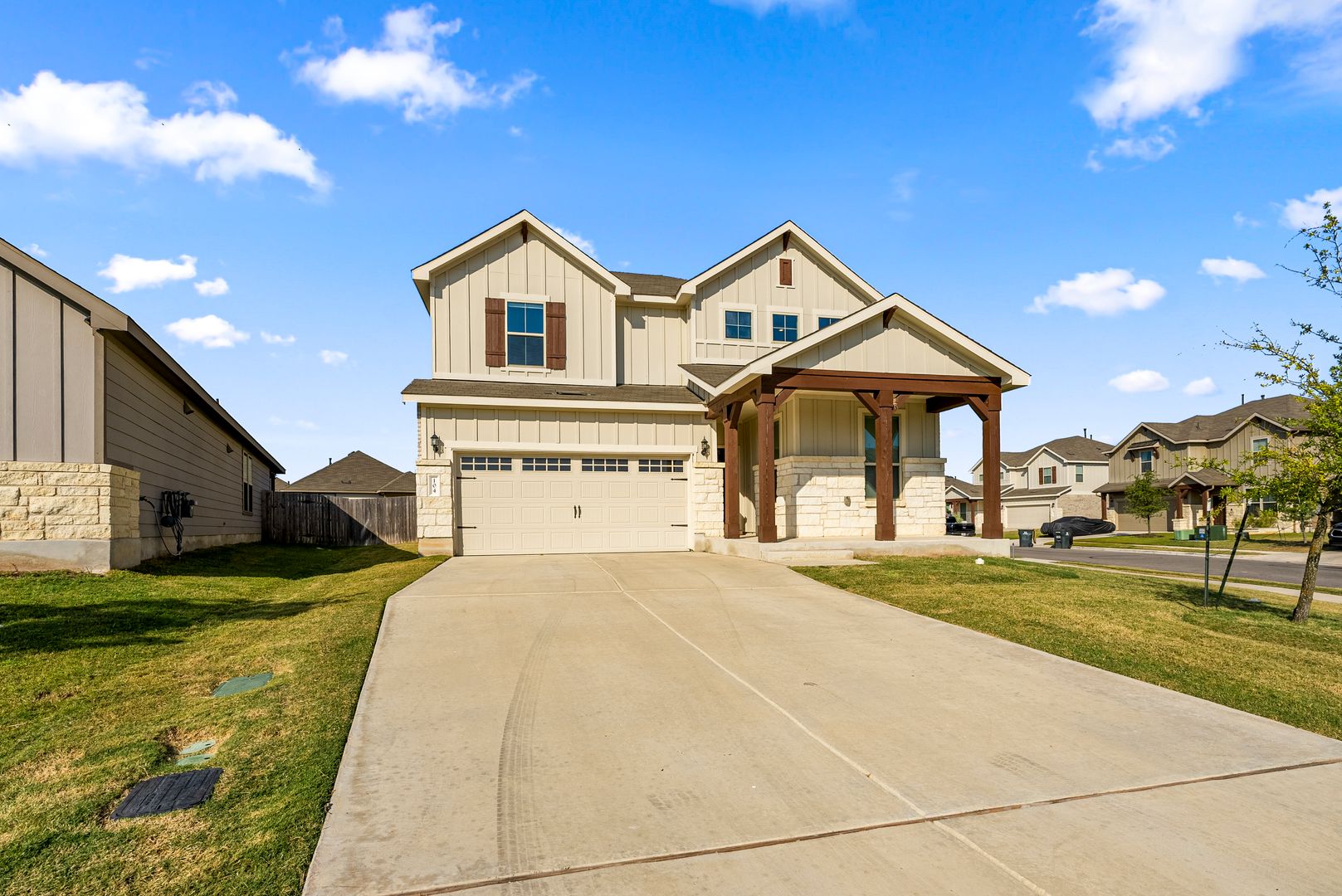 Buda House: 104 Sugarberry Dr