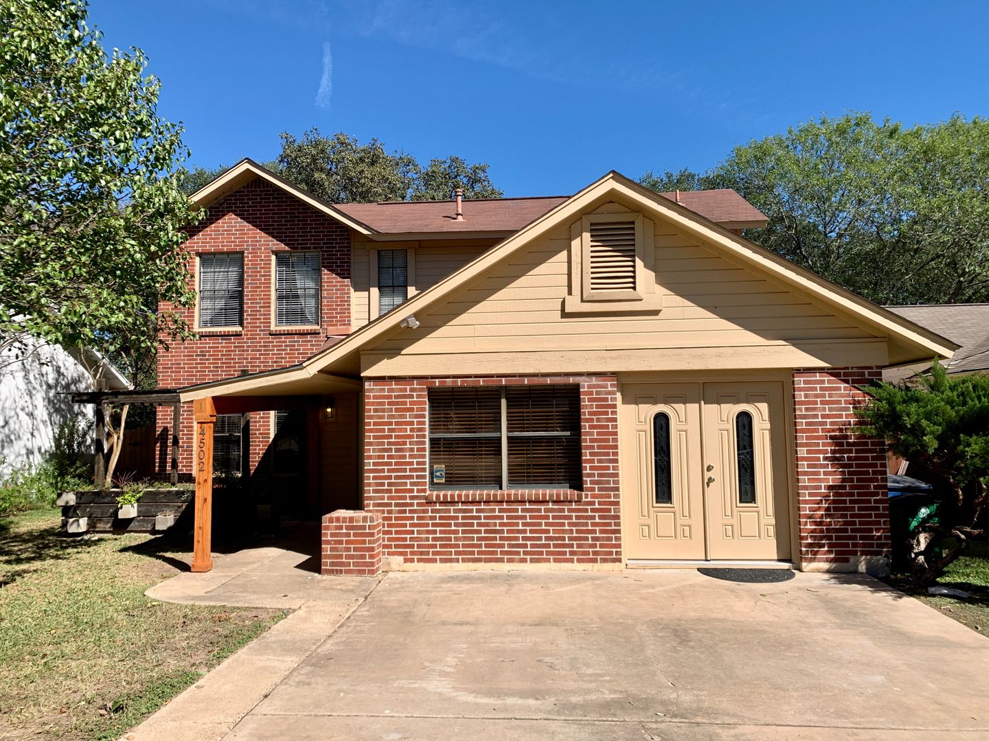 Austin House: 4502 Velasco Place