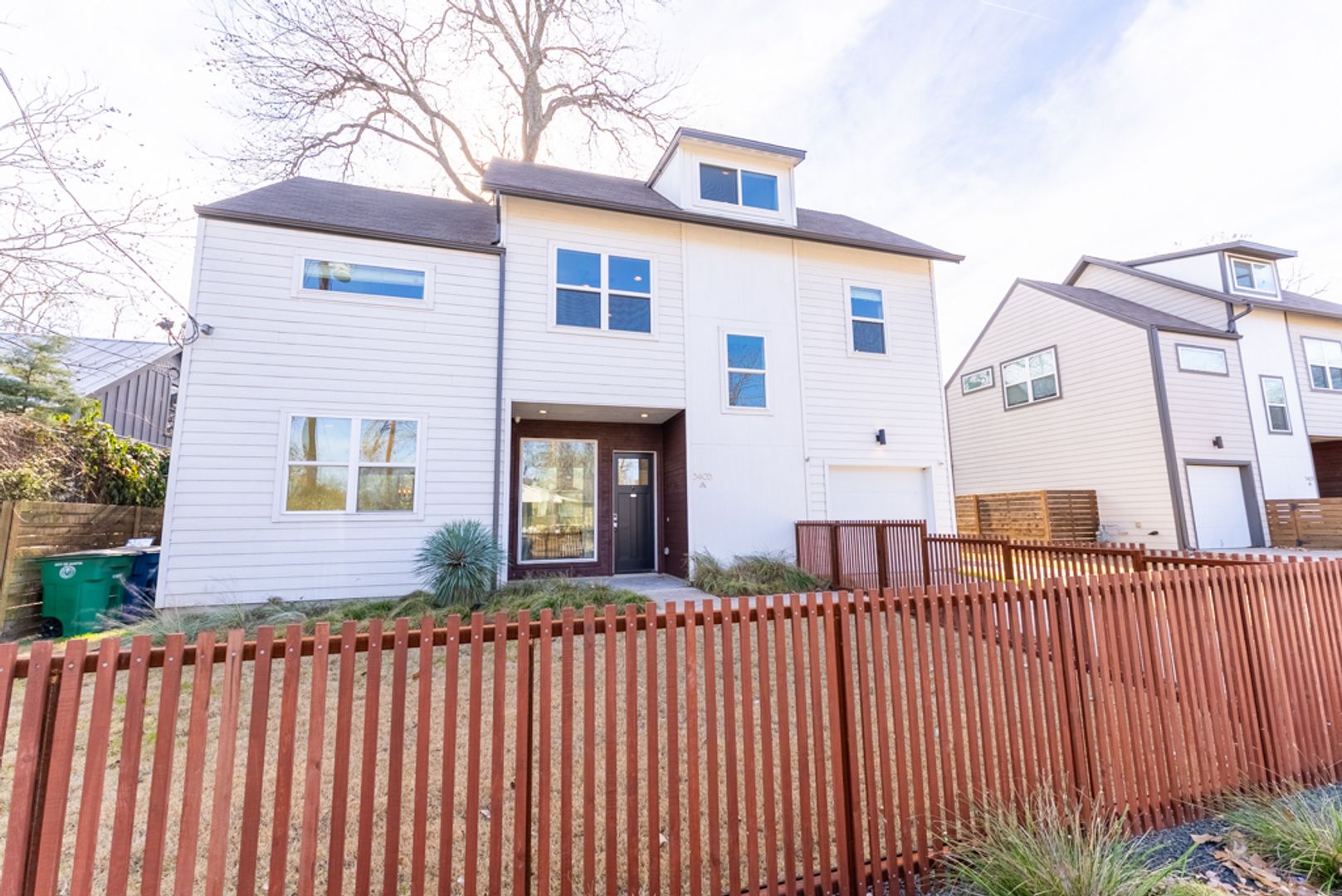 Austin House: 3403 Neal St #A