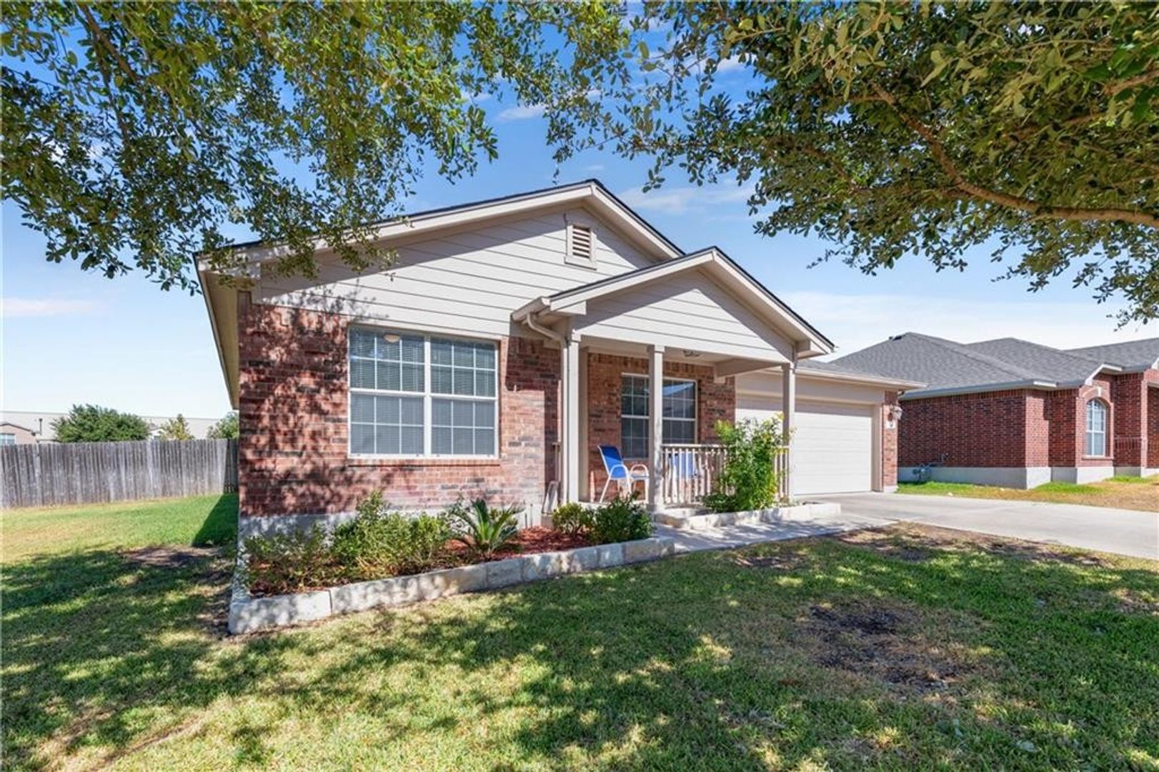 Pflugerville House: 600 Stokesay Castle Path
