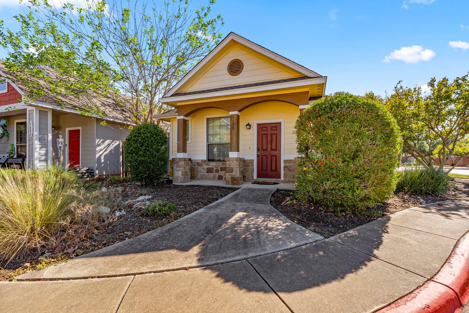 Austin House: 4601 Best Way Ln