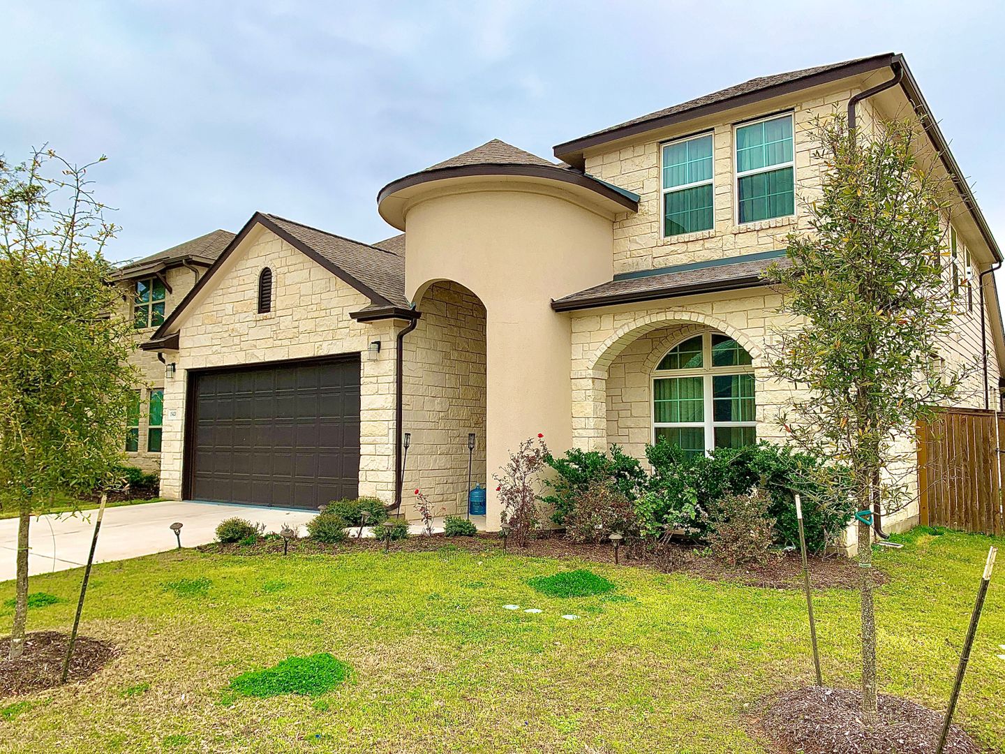 Austin House: 15420 Iveans Way
