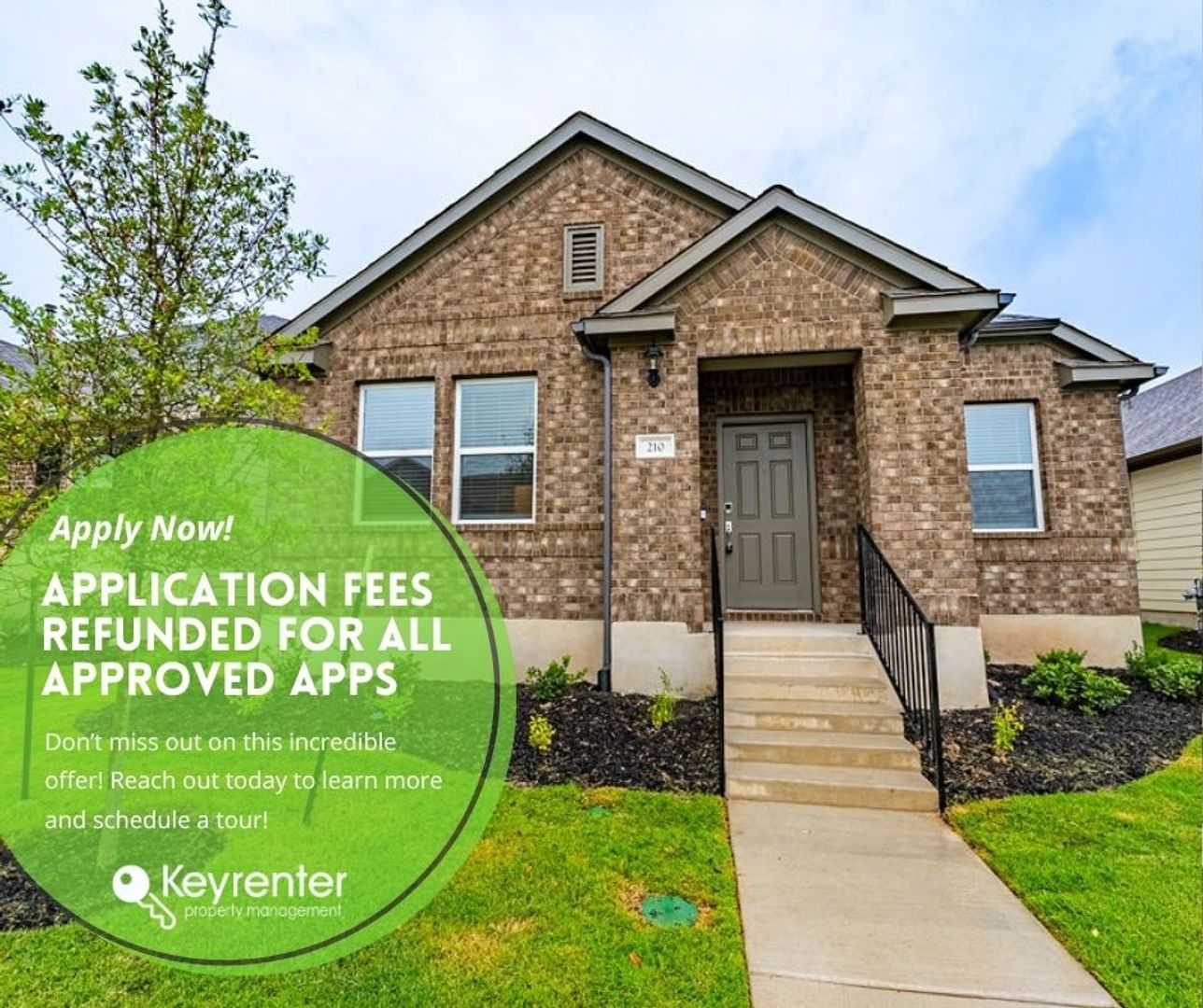 Hutto House: 210 Flowers Ave