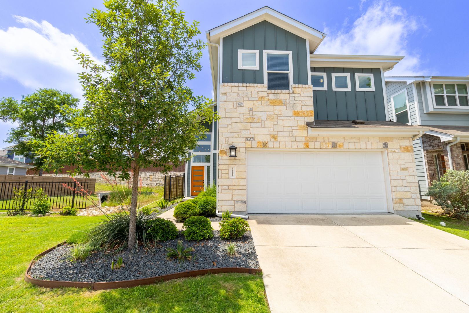Austin House: 7111 Mowbray St.