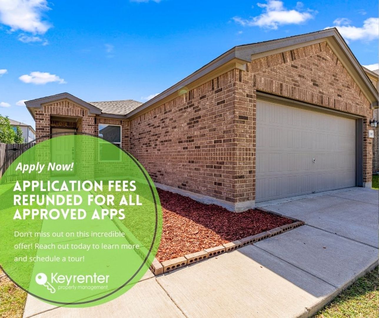 Manor House: 13505 Virtue St