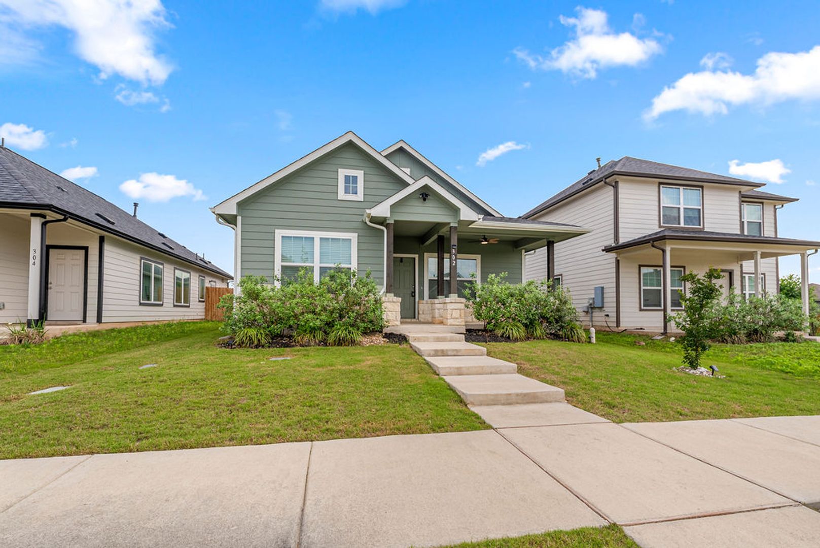 Hutto House: 302 Timber Brook Dr