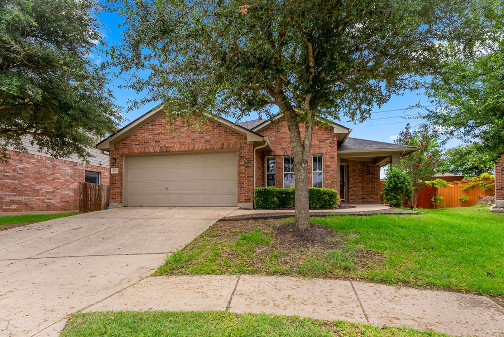 Buda House: 1541 Stone Rim Loop