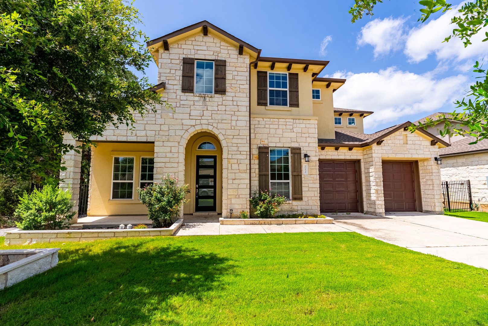 Austin House: 212 Eiglehart Rd