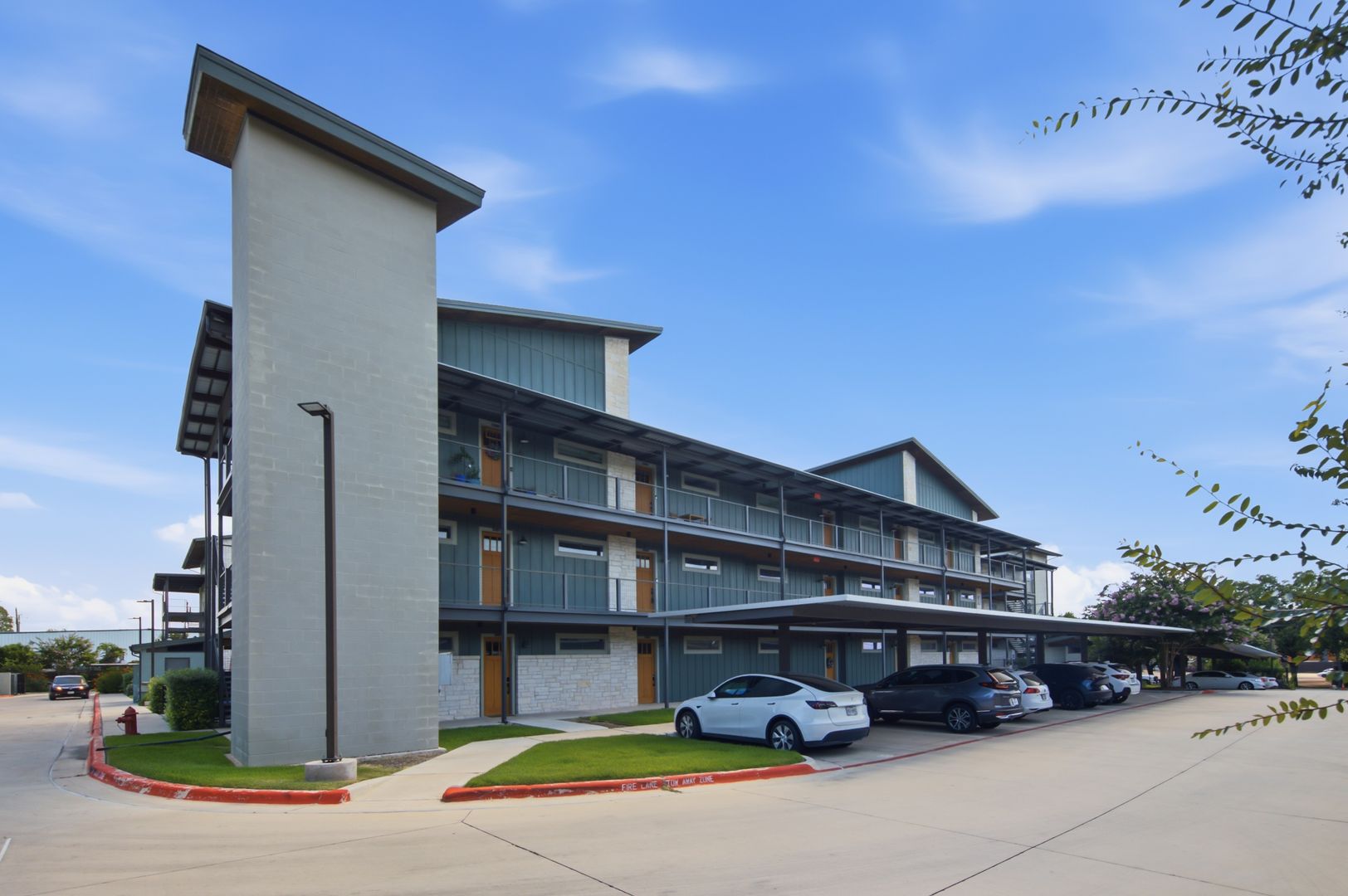 Austin House: 4704 Sunset Trl #3201