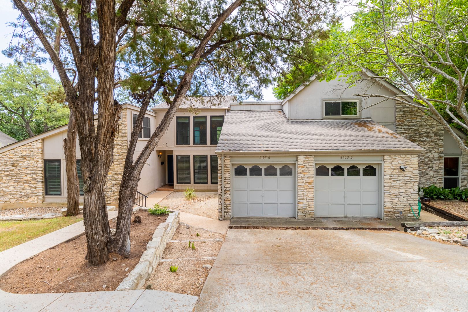 Austin House: 6103 Shadow Valley Dr