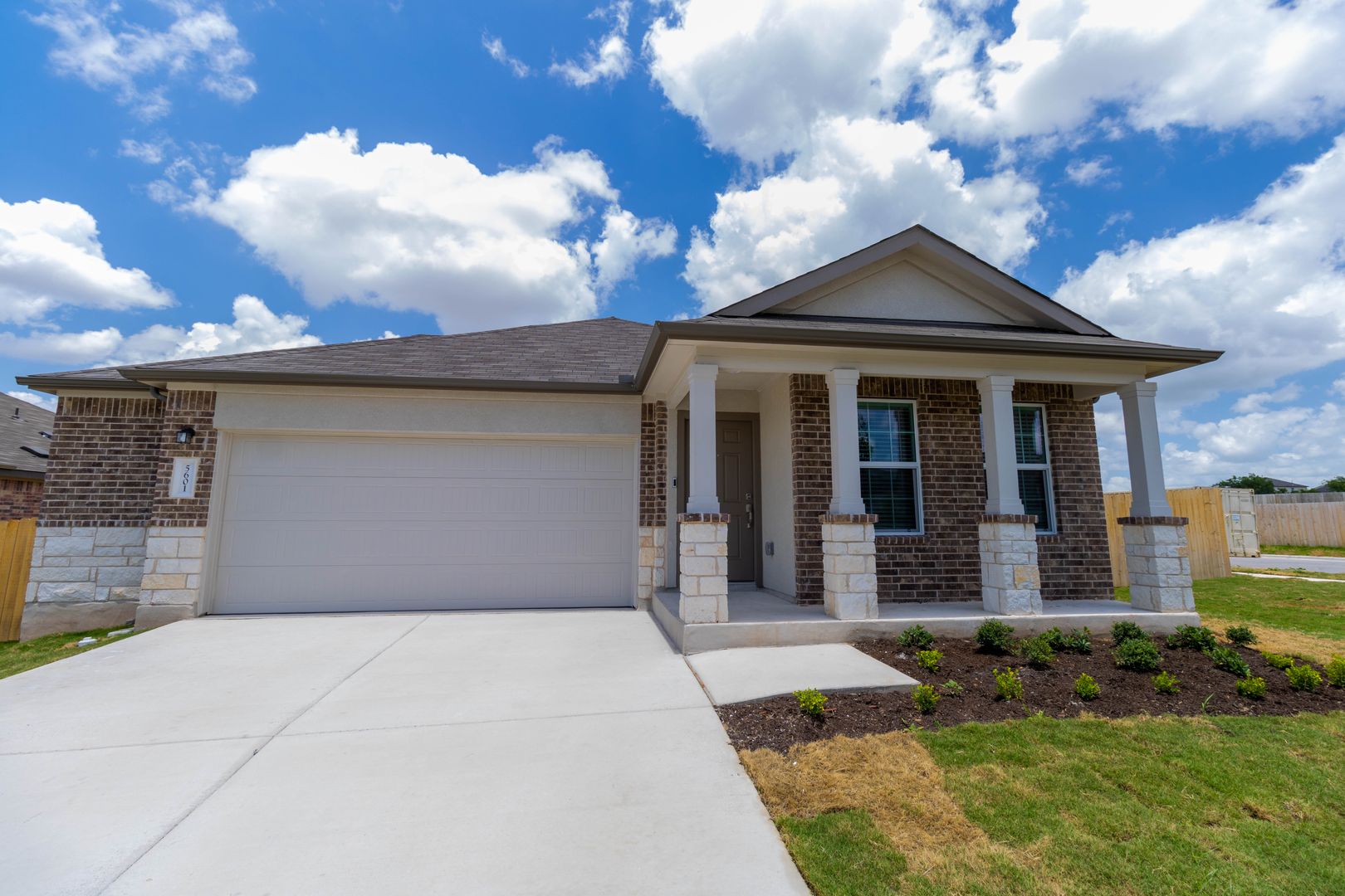 Round Rock House: 5601 Bellissima Way