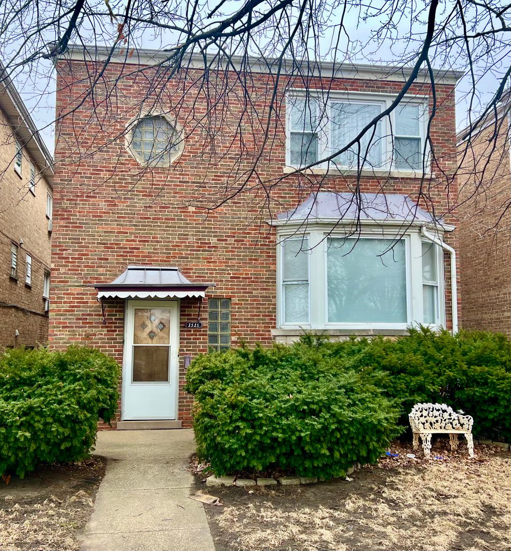 BERWYN Apartment: 1515 MAPLE AVE.