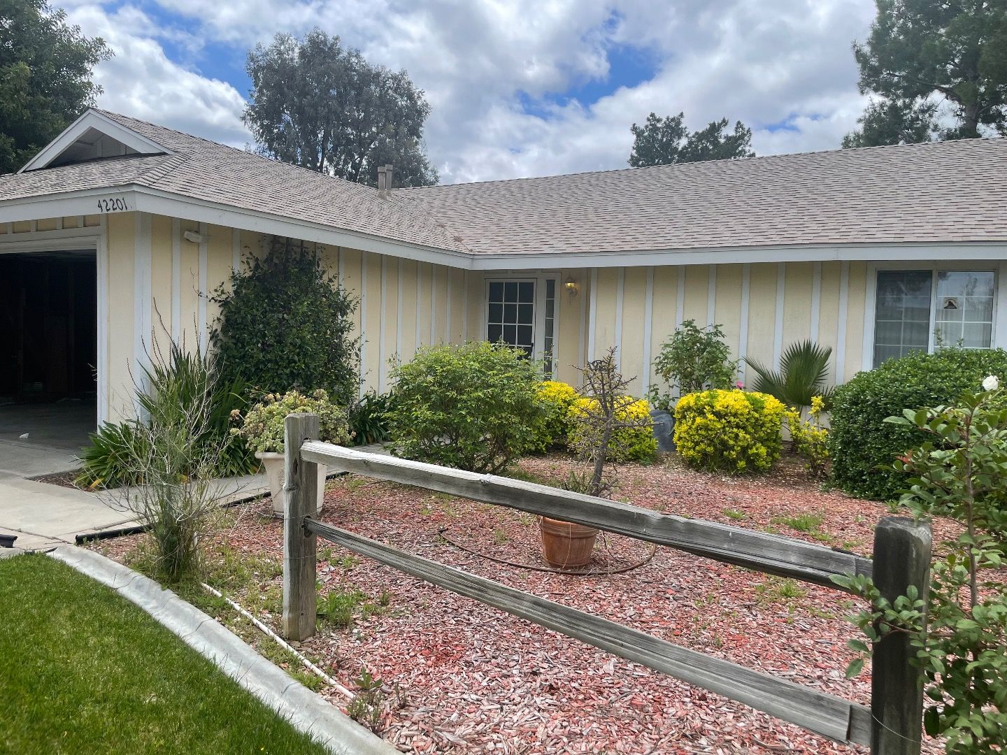 Temecula House: 42201 Cosmic Drive