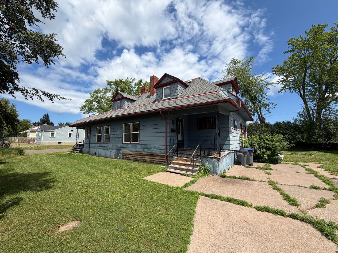 Duluth Apartment: 1710 1/2 Carver Ave