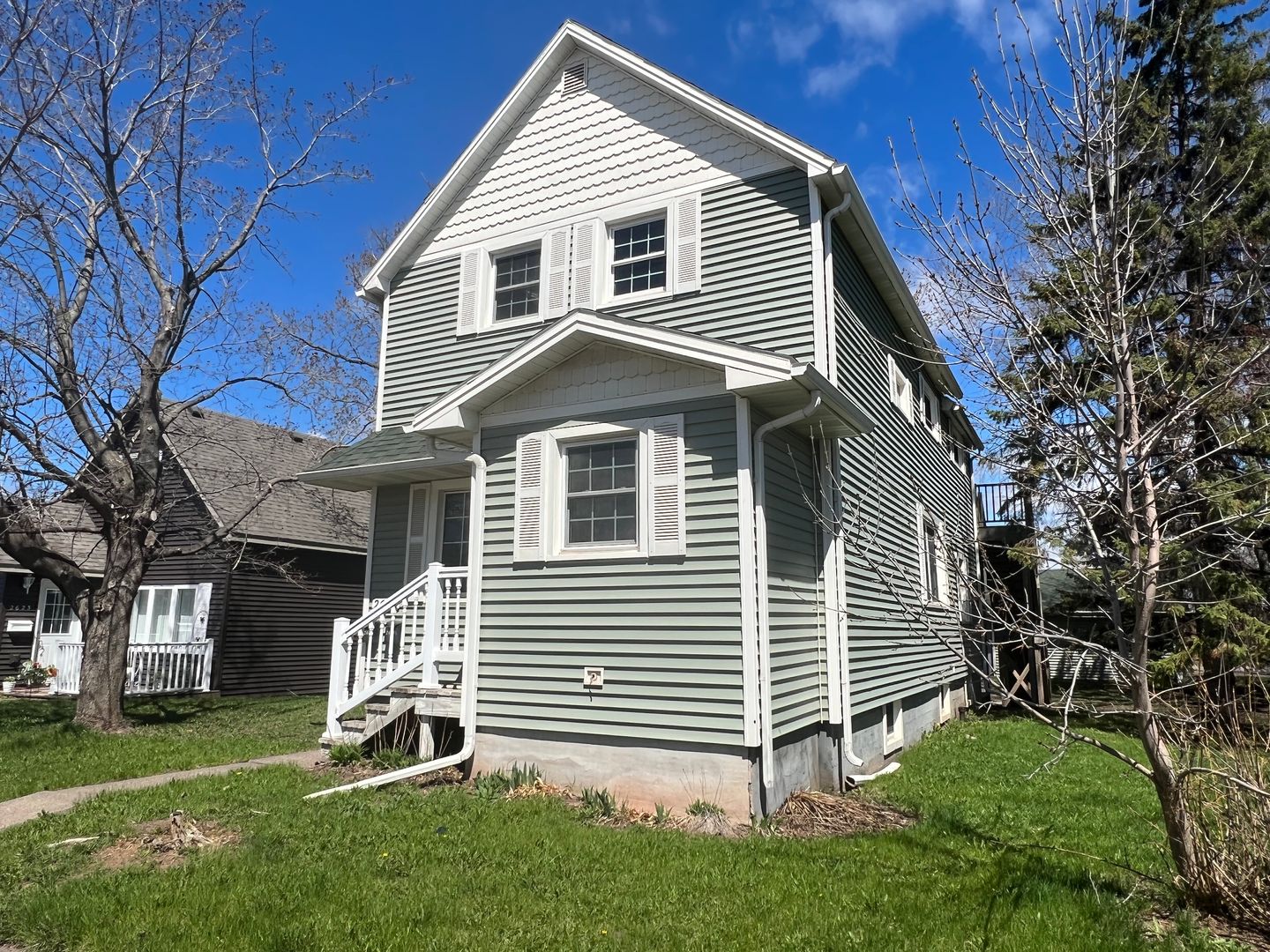 Superior Apartment: 2619 N 21st St