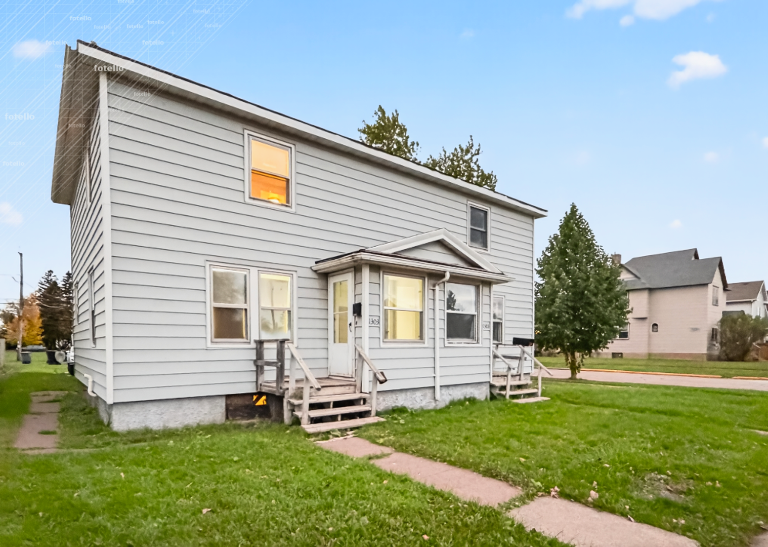 Superior Apartment: 1301-1303 Hammond Ave