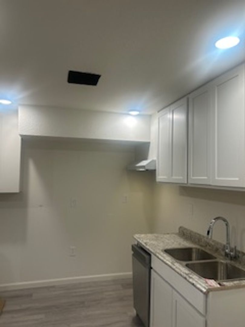 Modesto Apartment: 3912 Amigo Dr.