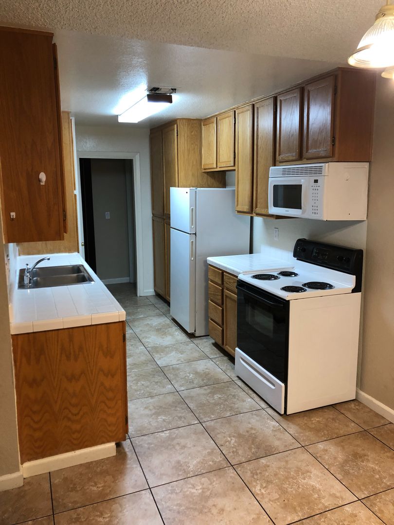 Modesto Apartment: 3025 Tully Rd
