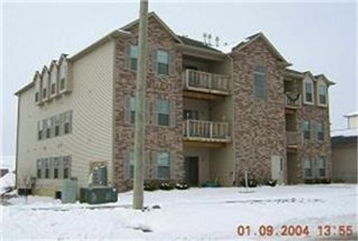 2 bedroom Coral Court Condo