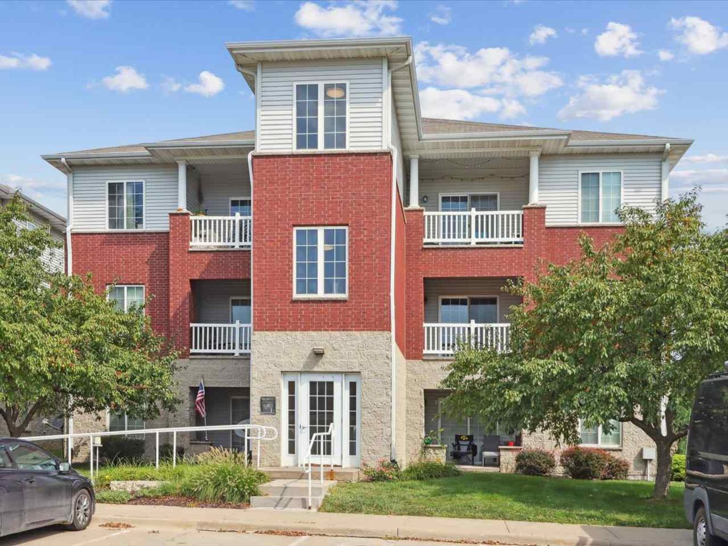 Iowa City Condo: 4375 York Place