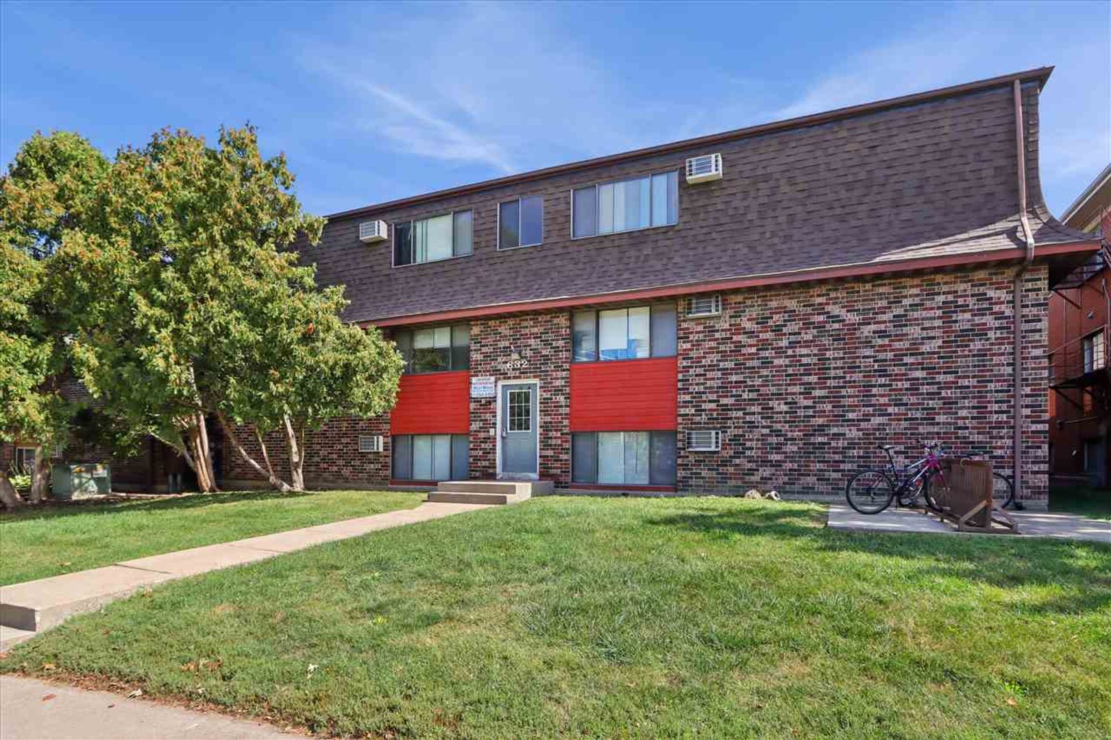 Iowa City Apartment: 632 S. Dodge Street