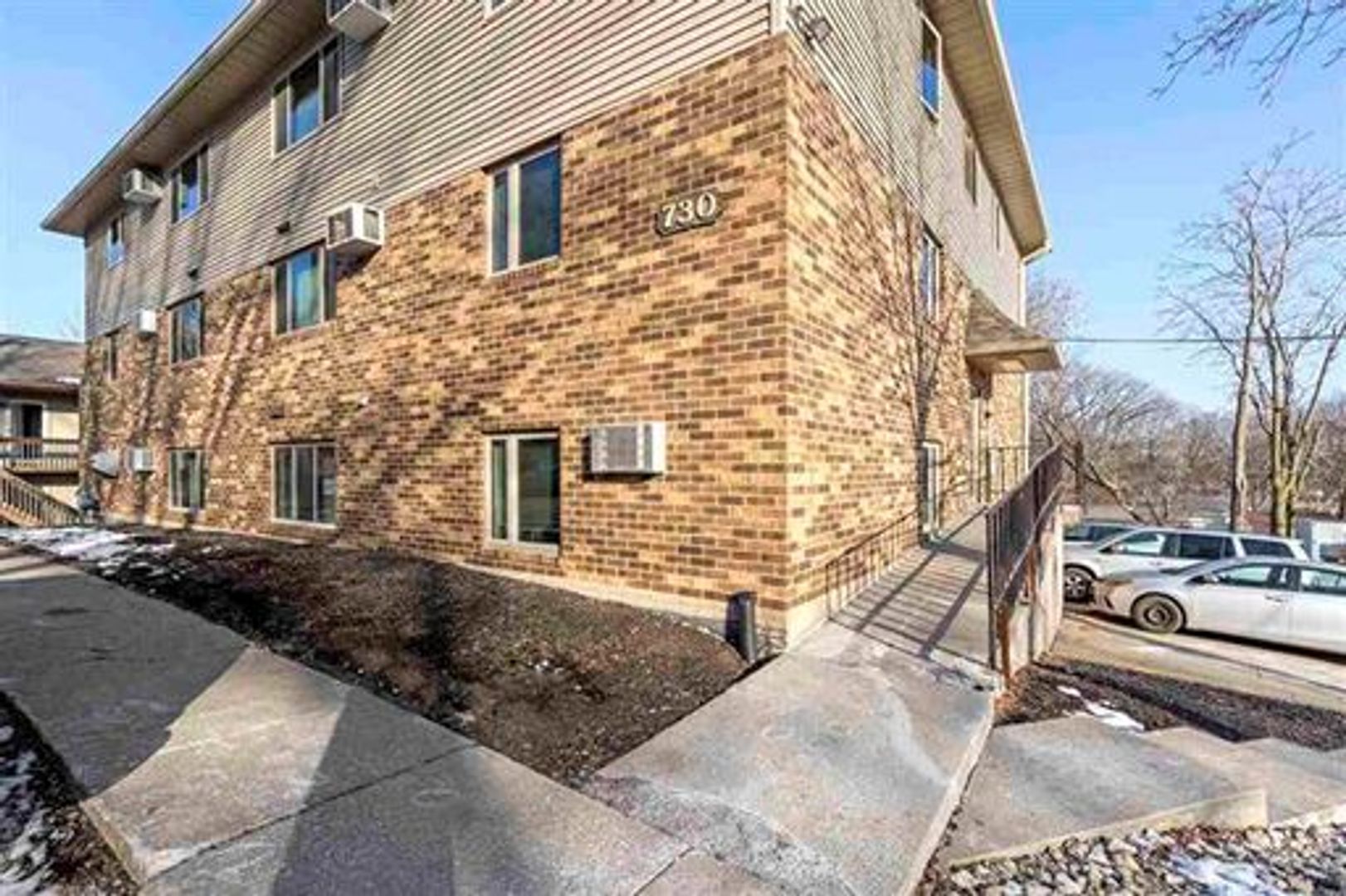 Iowa City Apartment: 730 Michael Street