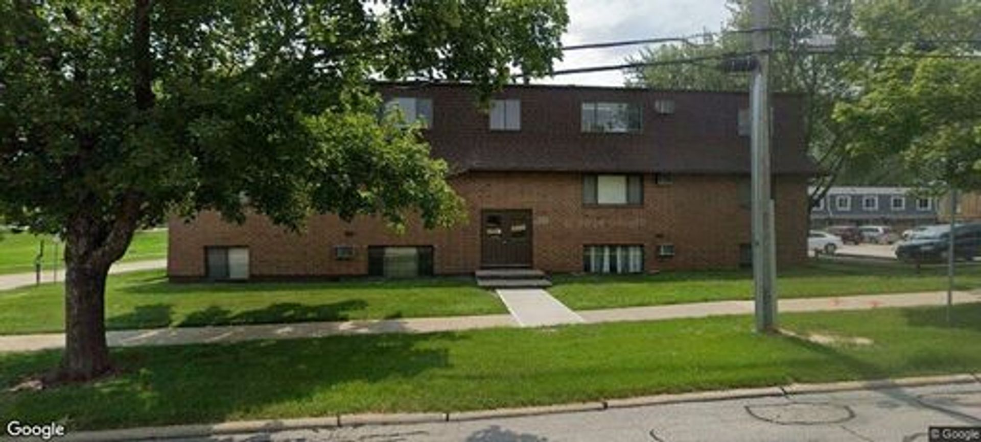 Iowa City Apartment: 3455 E. Court Street