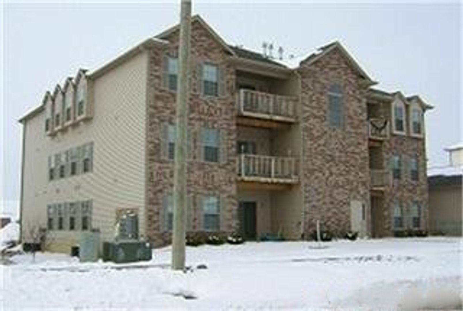 Coralville Condo: 2886 Coral Court