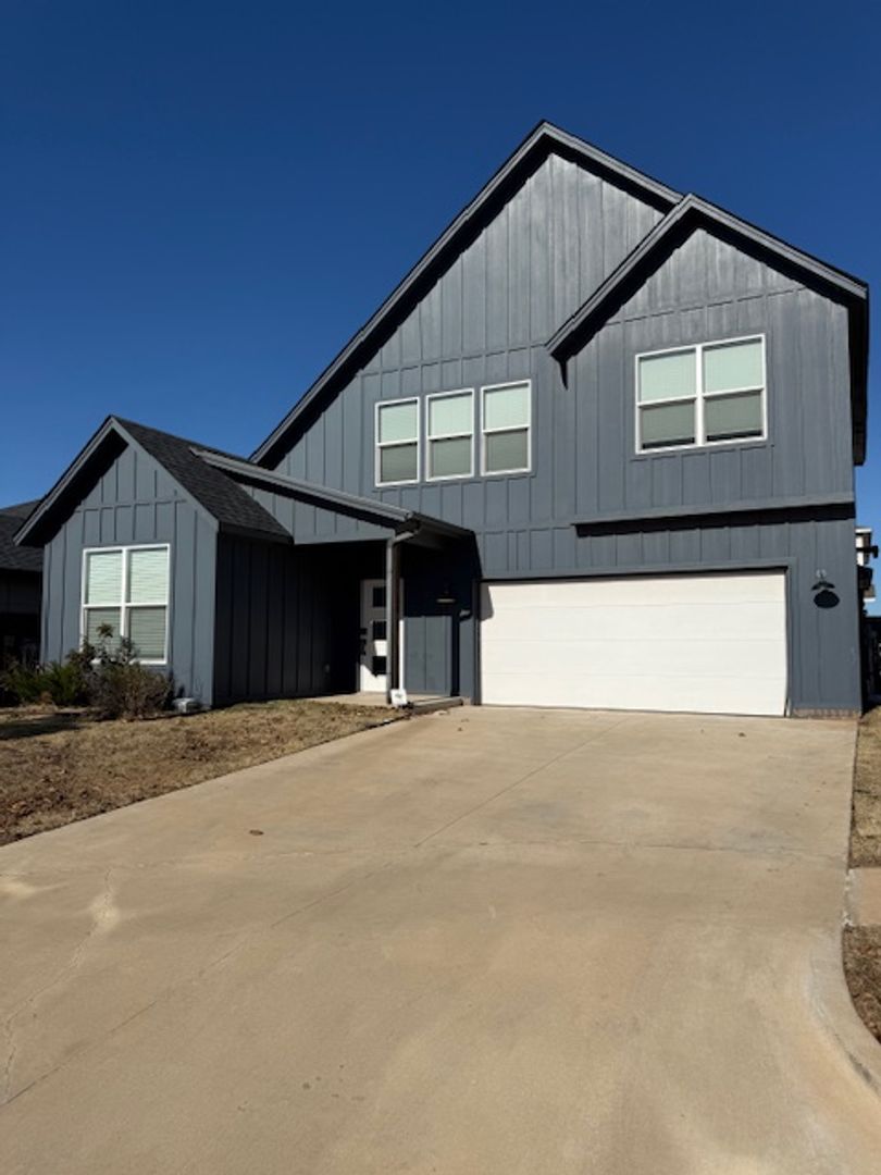 Edmond House: 501 NW 175th Street