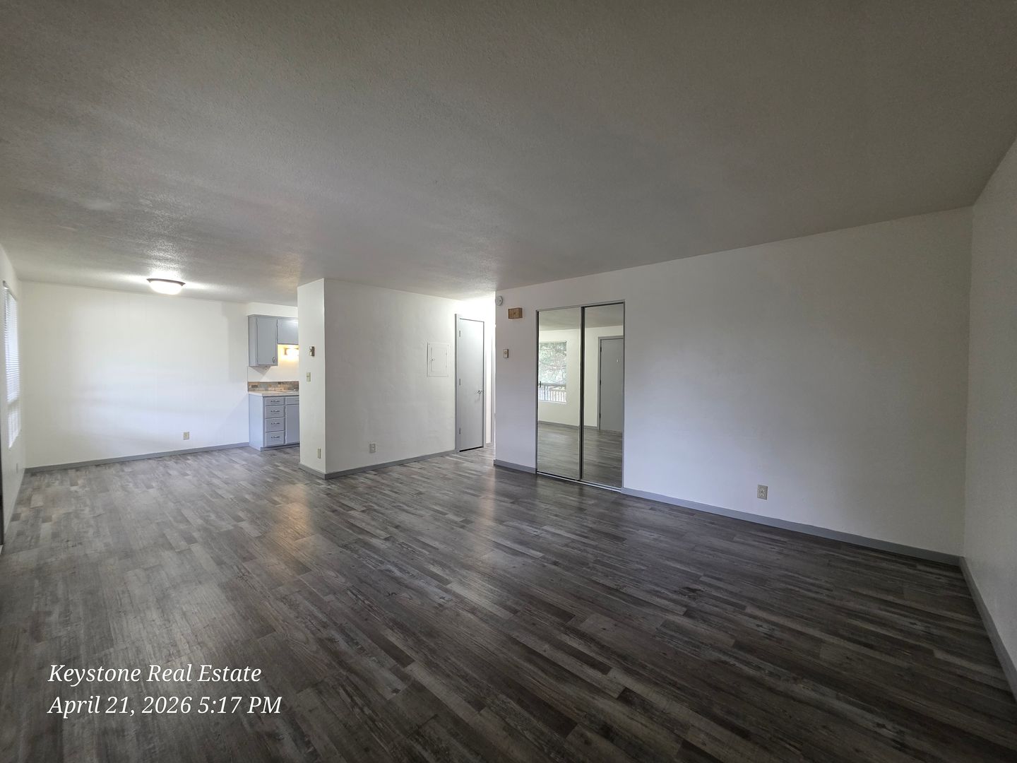 Eugene Apartment: 2785 Oak Street