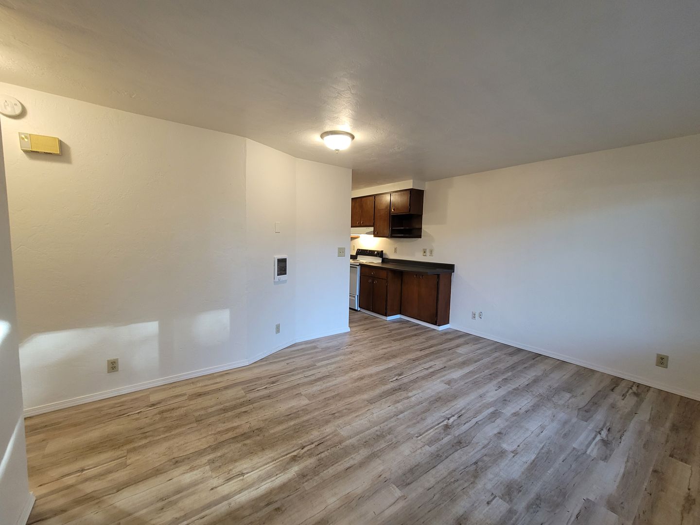Eugene Apartment: 1187 W. 8th Ave.