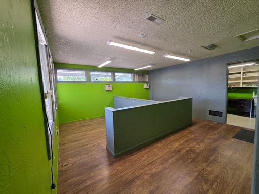 Small Office, Big Opportunity – Lease Today!