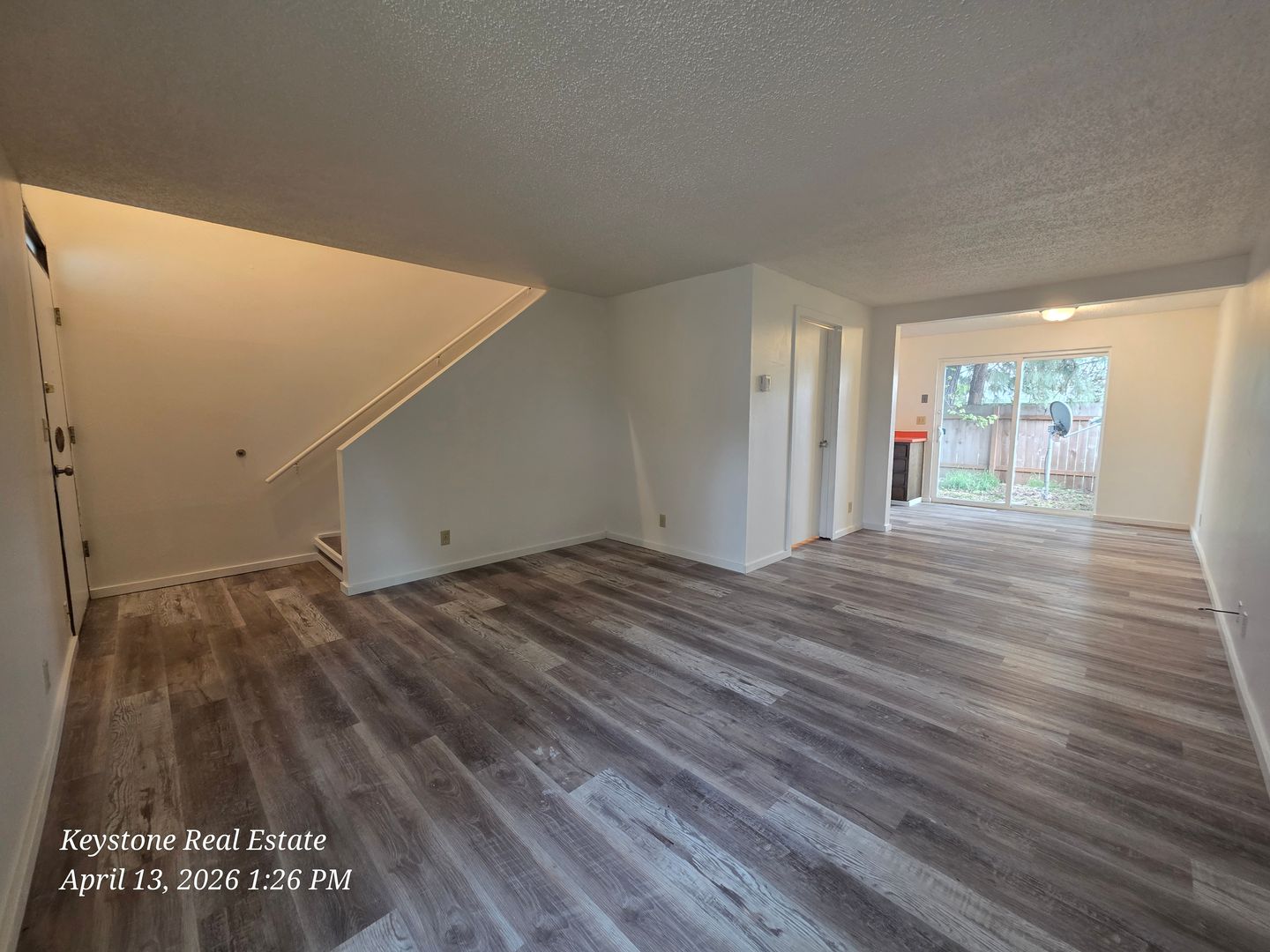 Eugene Apartment: 55 Corliss Lane