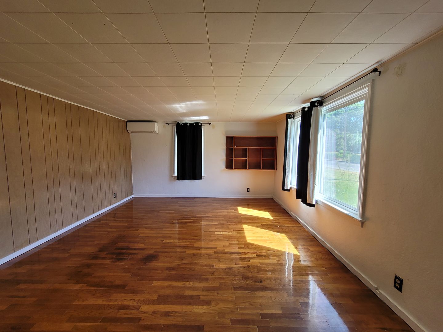 Eugene House: 344 Maple St.