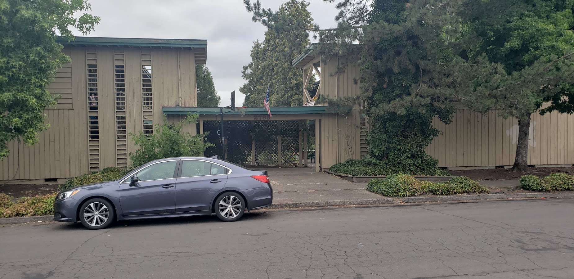 Eugene Apartment: 2785 Oak Street