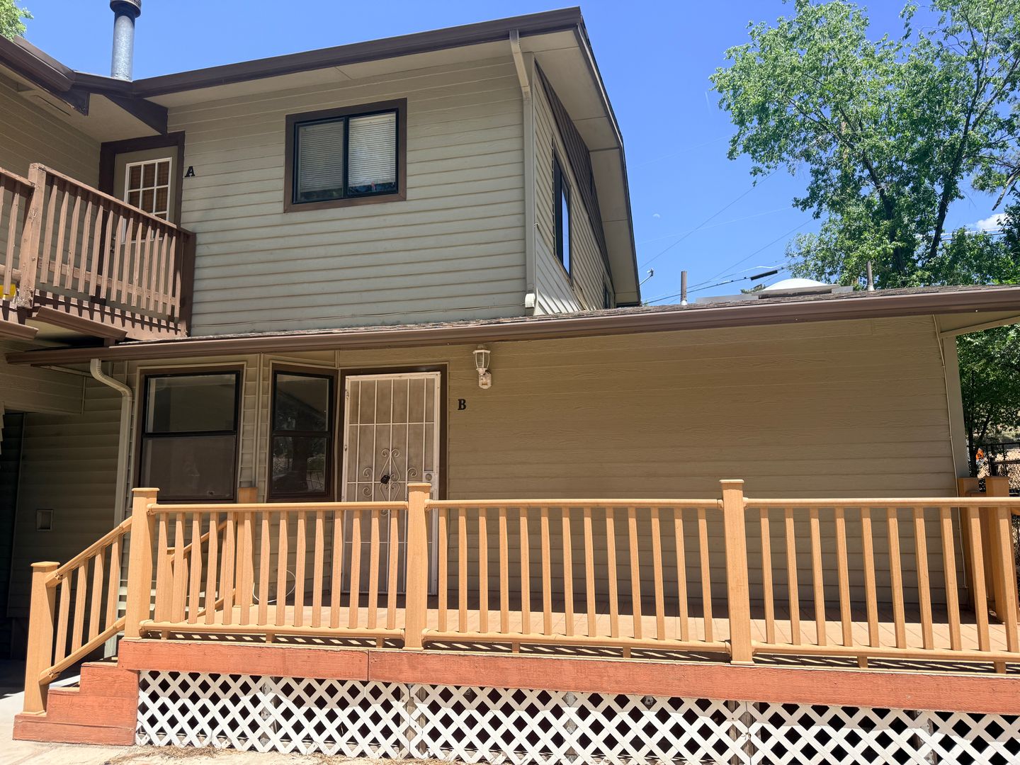 Prescott Apartment: 812 Coronado Avenue