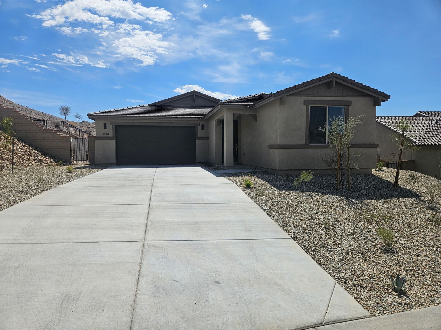 Bullhead City House: 1410 Dutrchman Trail