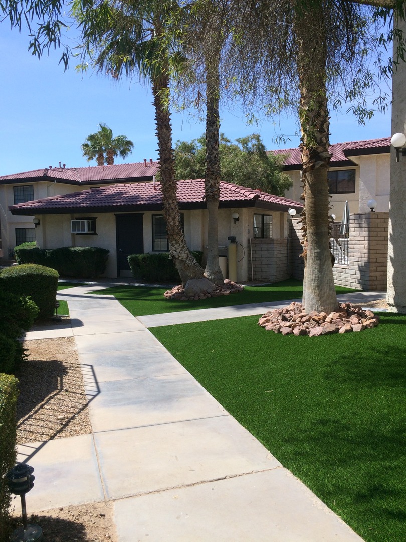 Bullhead City Condo: 1190 Ramar #11