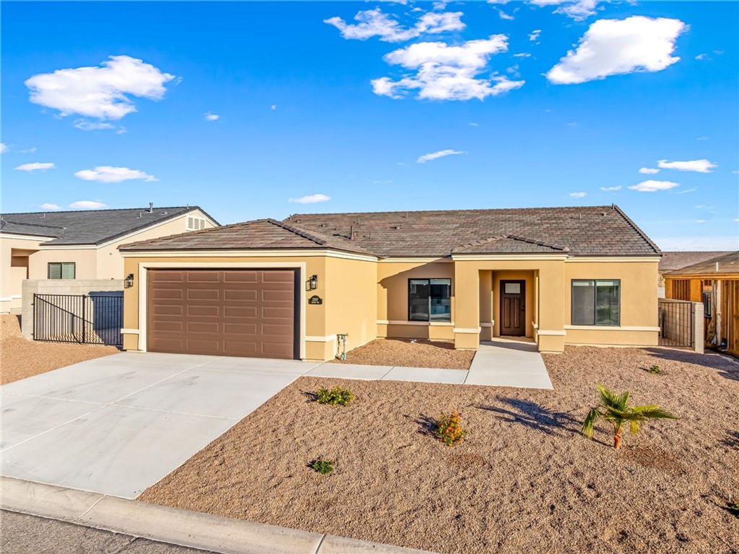 Fort Mohave House: 2207 Hayden